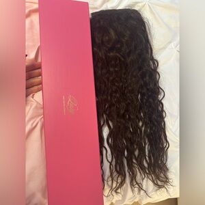 Luxy curly pony tail dark brown 20 inches